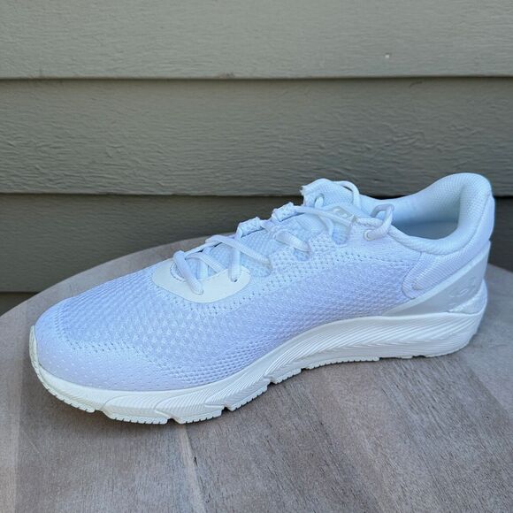 Under Armour Hovr Intake 6 Mens Sneakers Size 10 White Running 3026134-101 New - Picture 8 of 14